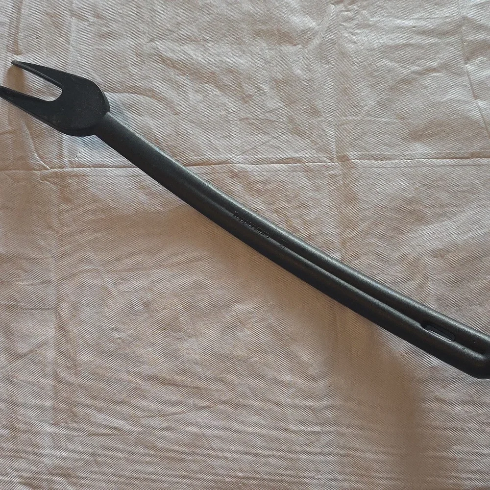 Tupperware E Series Black Nylon Long Serving‎ Fork 14.5